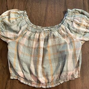 American Eagle Blouse/Top Gathered waist, sleeve, neckline